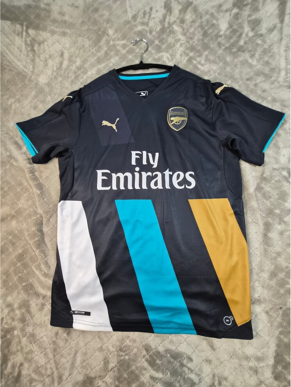 Arsenal FC 2015/16 3rd Third Kit Jersey Men Puma Sz L #13 Ospina